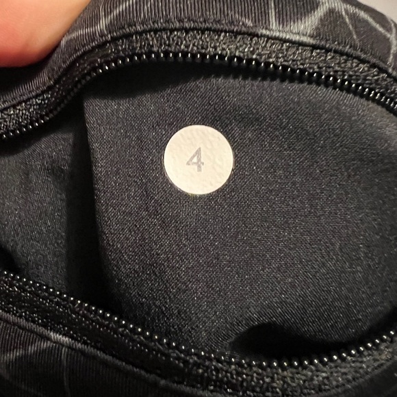 Lululemon Trail Bound 7/8 Tight *Full-On Luxtreme - Picture 11 of 11